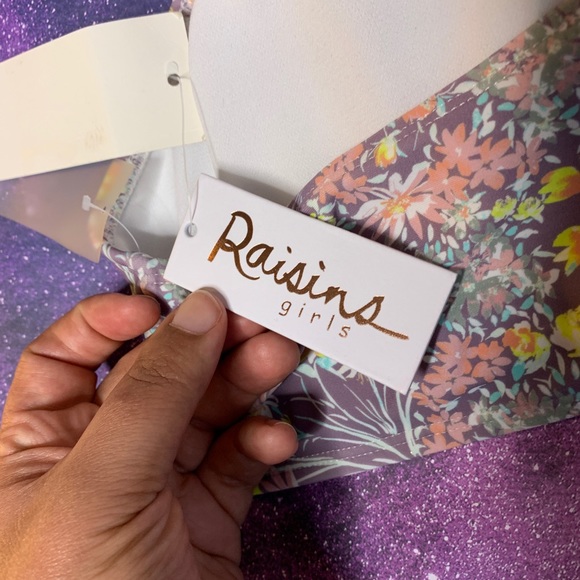 Raisins- Floral Bikini Top size 16 - Picture 5 of 6